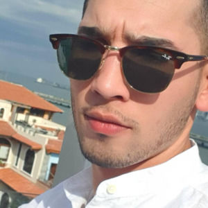 Meet your Posher, Javier